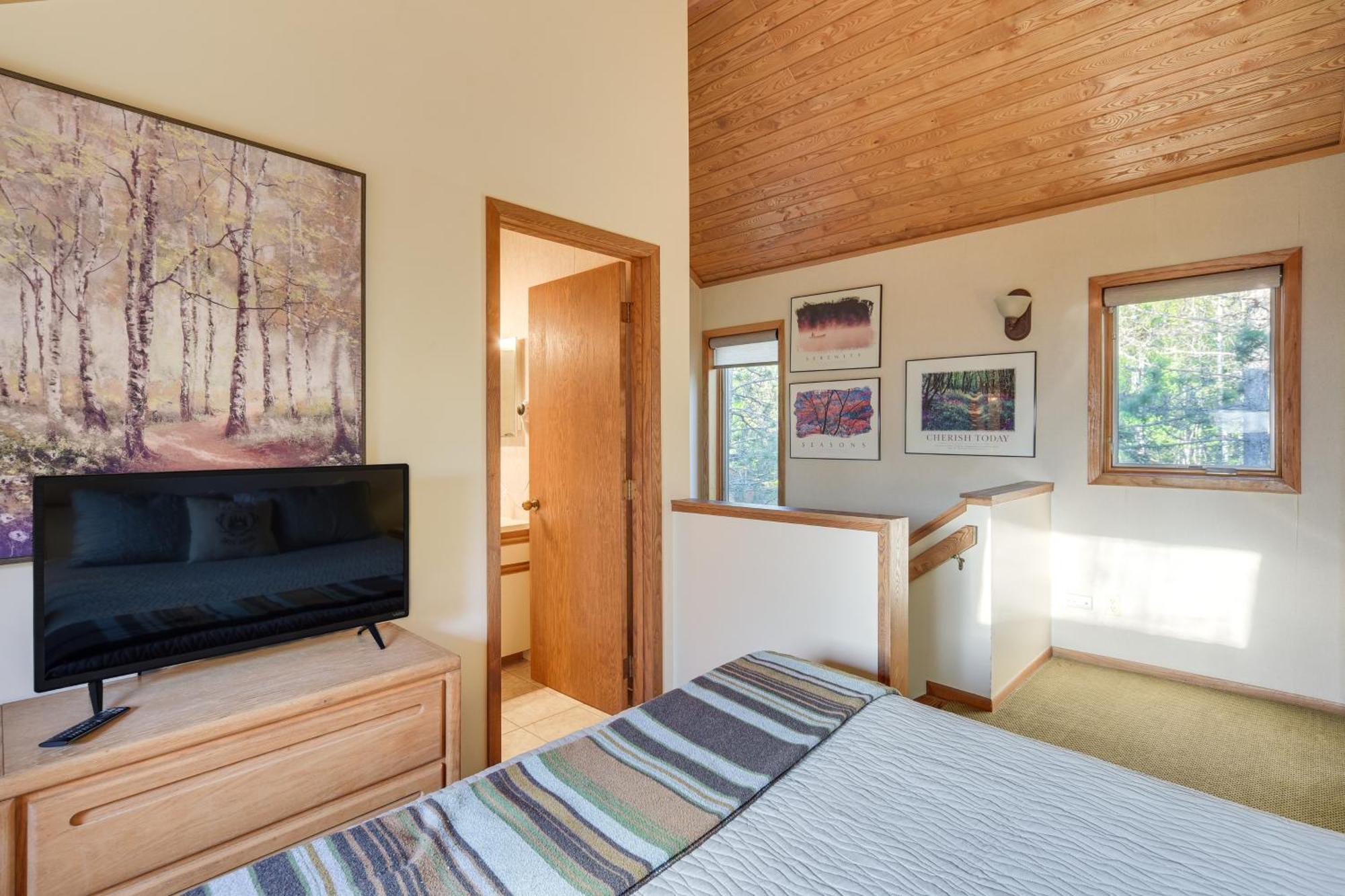 Cozy Alpine Escape Ski-Inandout At Lutsen Mtns ภายนอก รูปภาพ