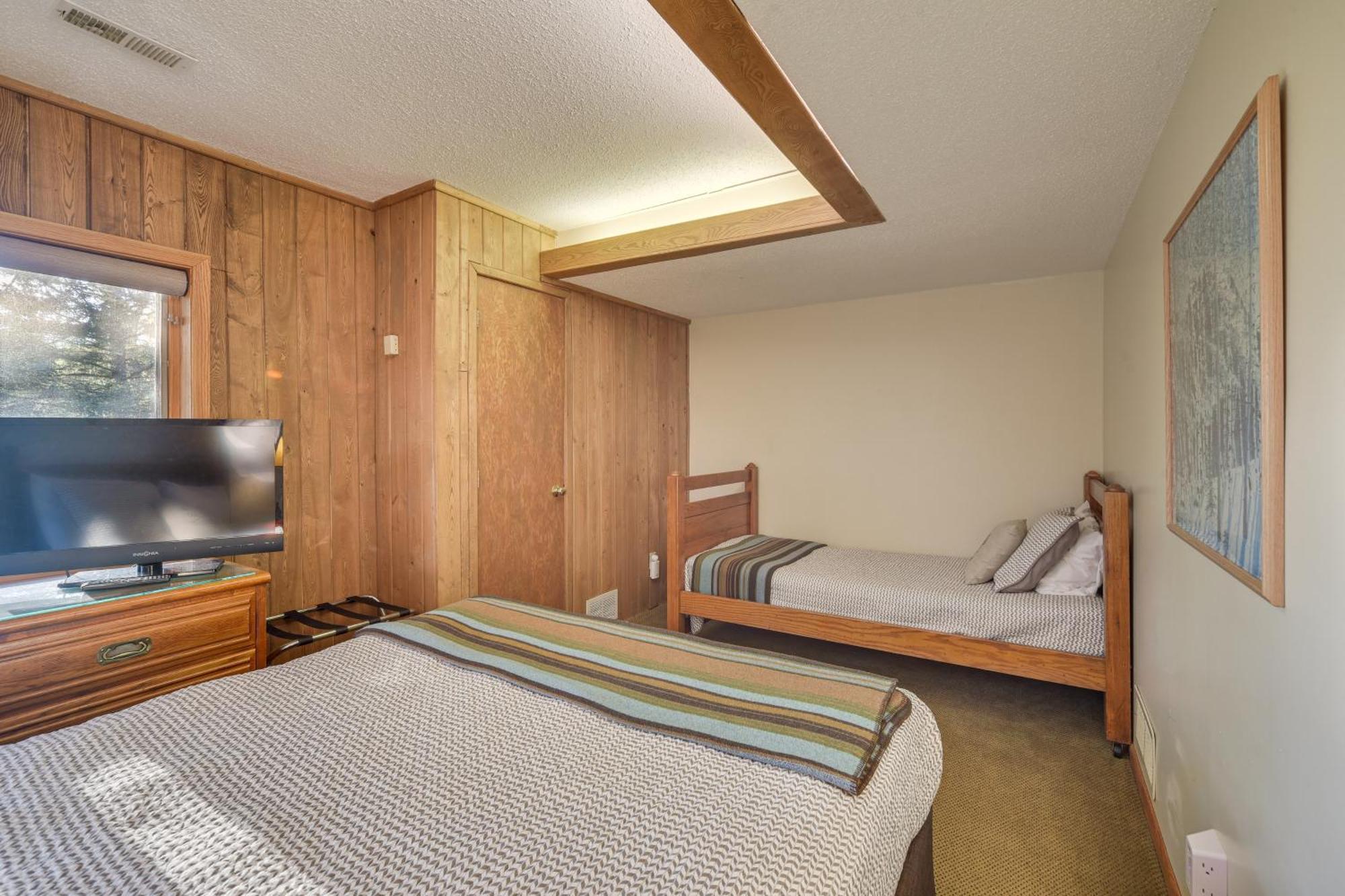 Cozy Alpine Escape Ski-Inandout At Lutsen Mtns ภายนอก รูปภาพ