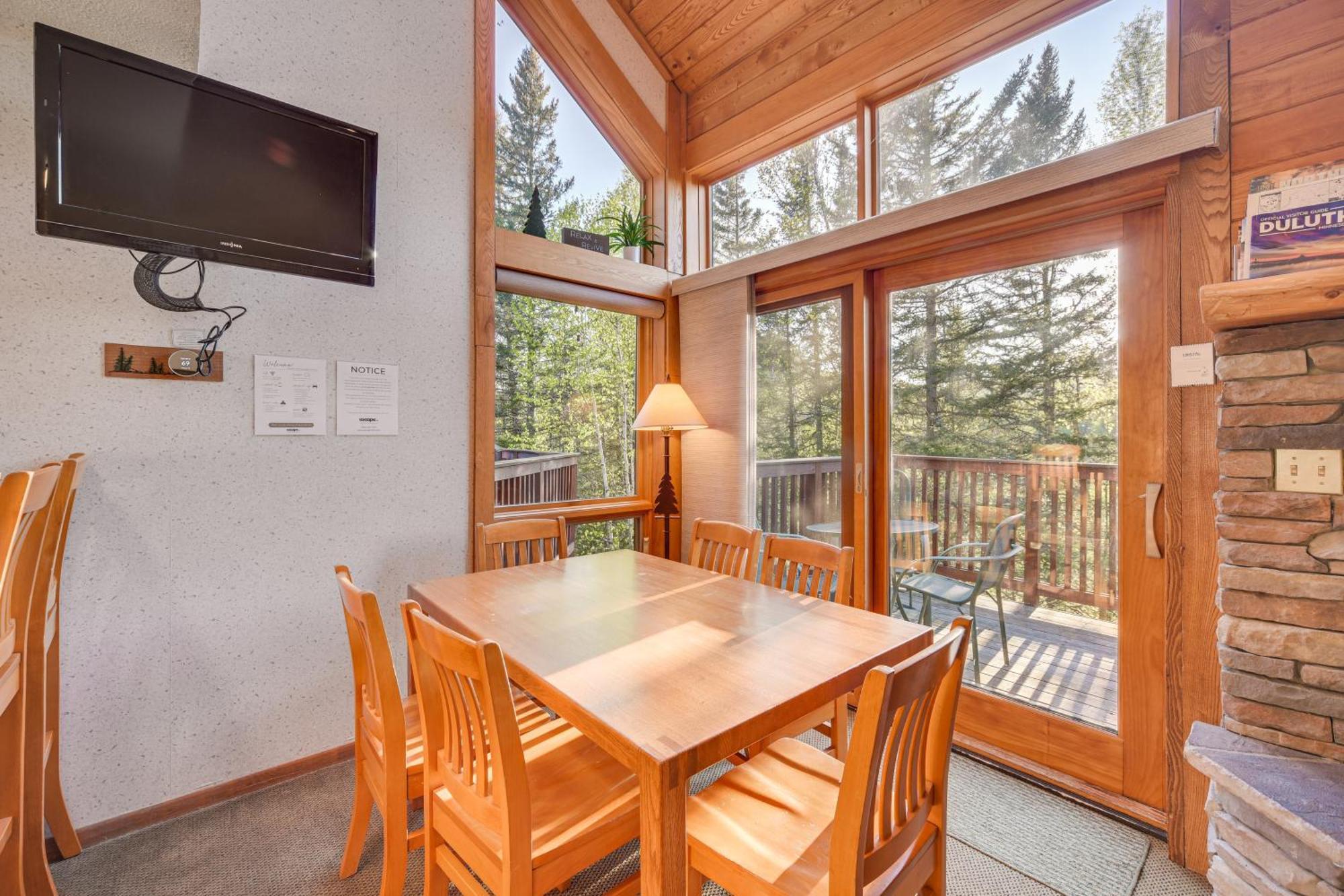 Cozy Alpine Escape Ski-Inandout At Lutsen Mtns ภายนอก รูปภาพ