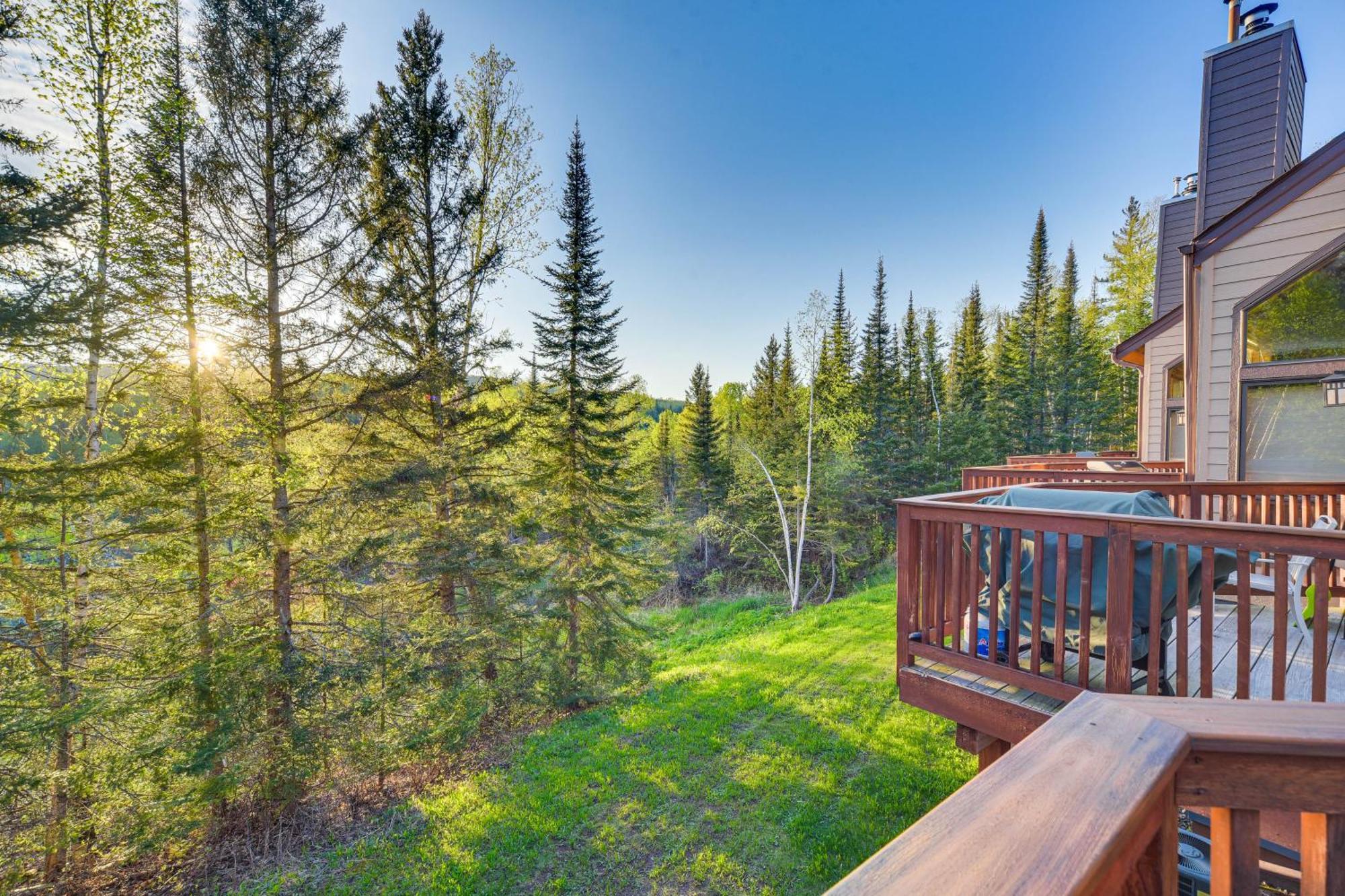 Cozy Alpine Escape Ski-Inandout At Lutsen Mtns ภายนอก รูปภาพ
